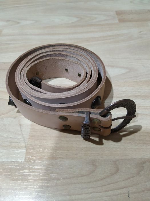 Cinto medieval em couro