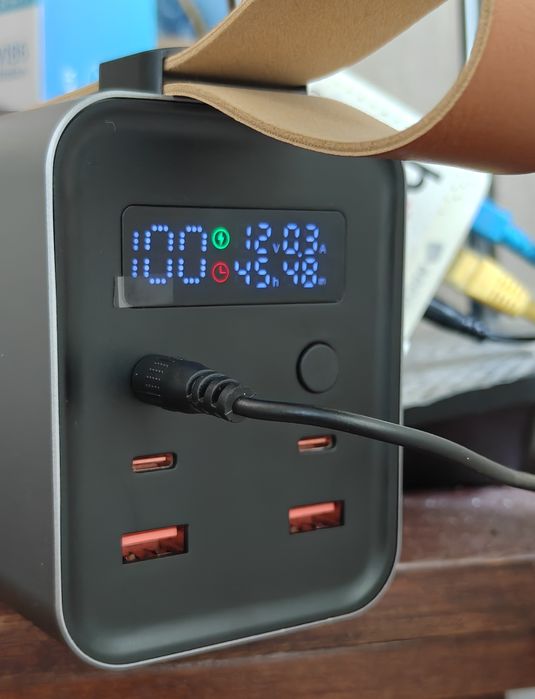 PowerBank 60 000mA 70 000mA 200Вт для ноутбука,UPS роутера  WPD101