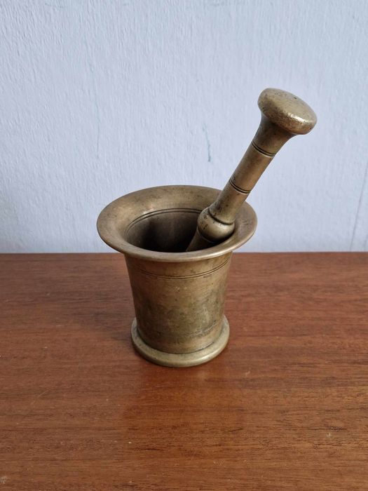 Moździerz z mosiądzu