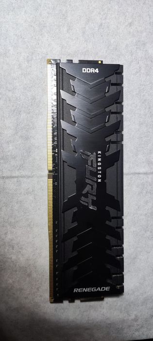 (8гб одна плашка) Kingston DDR4 3200Mhz FURY Renegade KF432C16RBK2/16