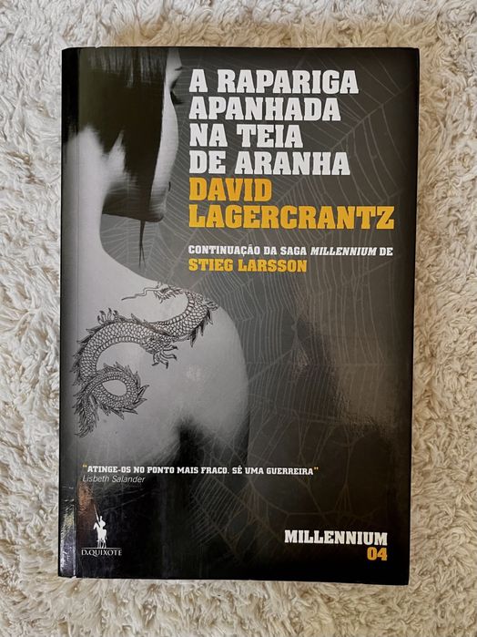 Livro - A Rapariga Apanhada na Teia de Aranha (Millenium, Vol 4)