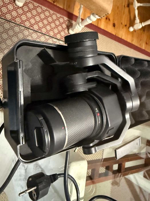 DJI INSPIRE 2 + ZENMUSE X7 + DJI DL-S 24mm E 2 CONTROLLERS64585959305859122