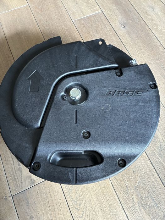 Sobwoofer Bose Mazda CX-5