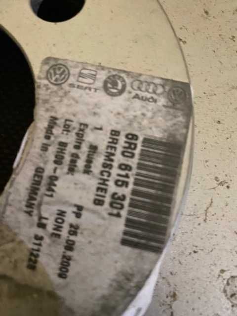 Гальм.колодки та диски 6R0615301, 6Q0698151, 6Q0698525A, 1H0698545A