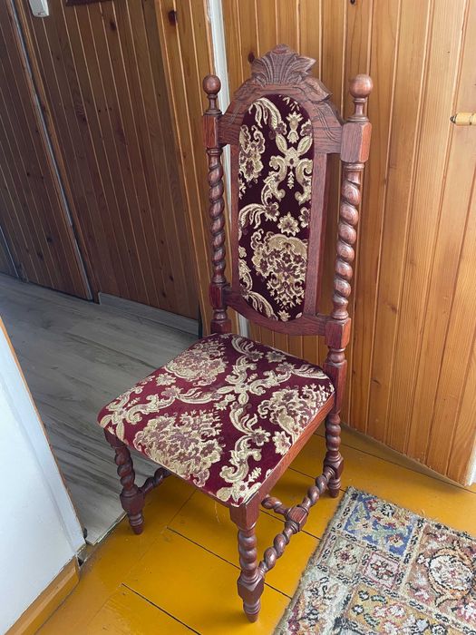 krzesła tapicerowane do salonu