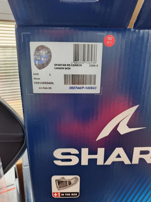 Kask motocyklowy Shark Spartan RS CARBON (carbon skin). Połysk.rozm. S