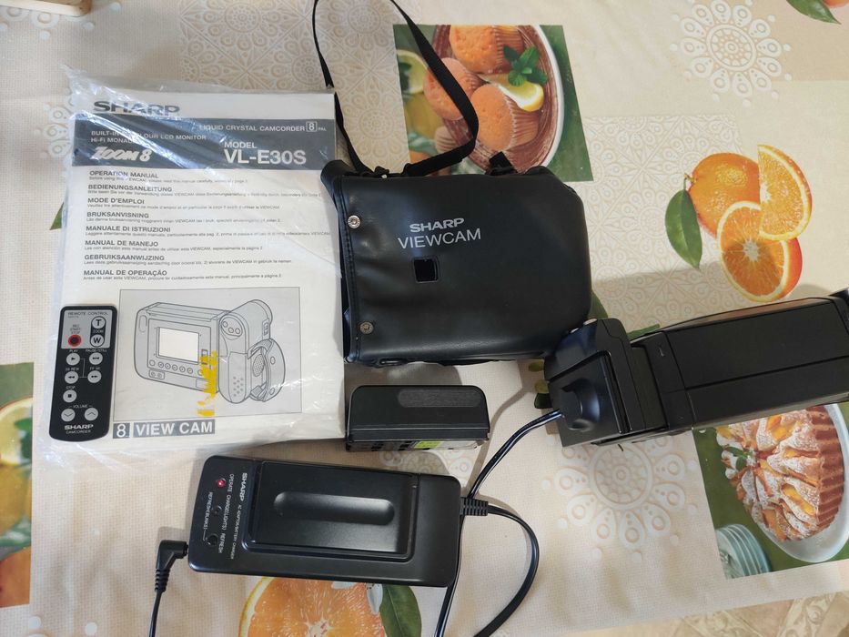 Sharp VL-E 30S відеокамера касетна