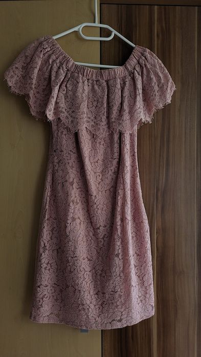 Różowa sukienka RESERVED