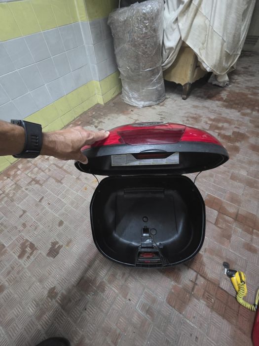 Suporte de top case nx 400 e top case givi monokey 46 L