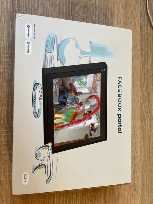 Facebook portal, фейсбук портал, фейсбук рамка