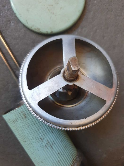 Измельчитель специй ручной кофемолка