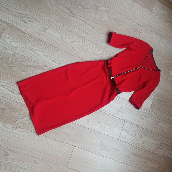 Червона сукня футляр нижче коліна, красное платье, XS