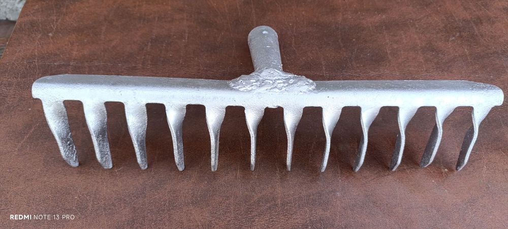 Садові граблі часів СССР.