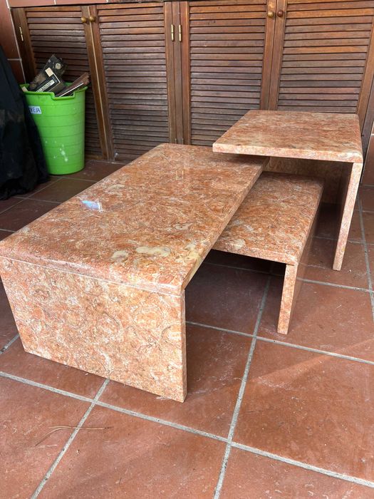 3 mesas de apoio de mármore maciço encaixáveis
