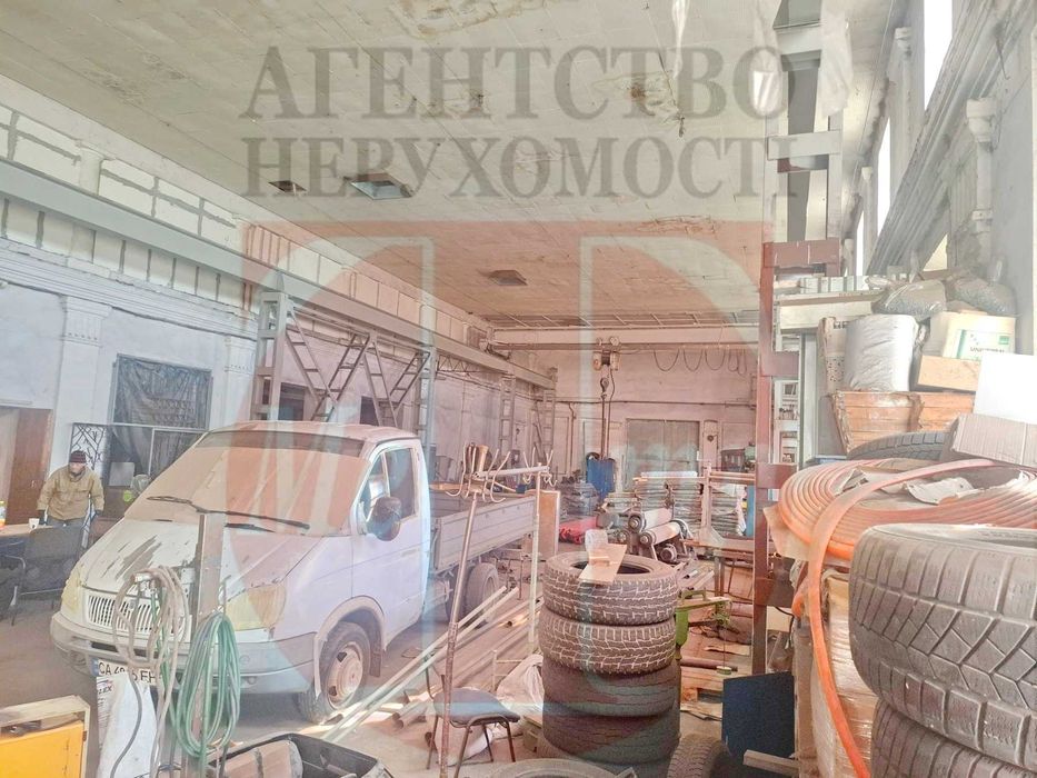 Здам в оренду фасадний виробничо-складський комплекс(вул.Чигиринська)