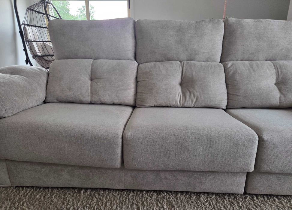 Sofá  de sala com chaise longue