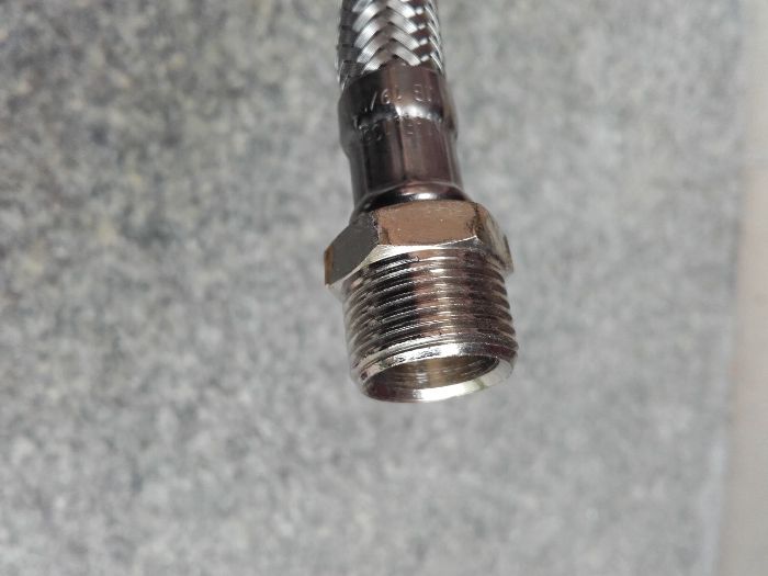 Wężyk elastyczny GZ3/8" x GW3/8" 80 cm.