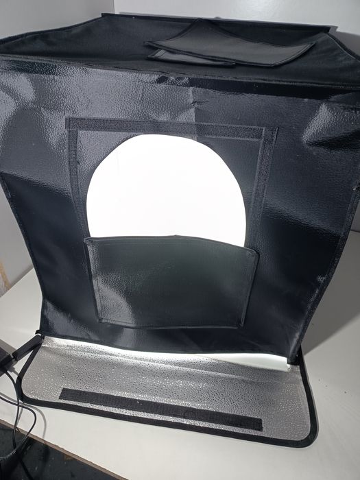 Namiot bezcieniowy fotograficzny 65x65cm LED 5500K