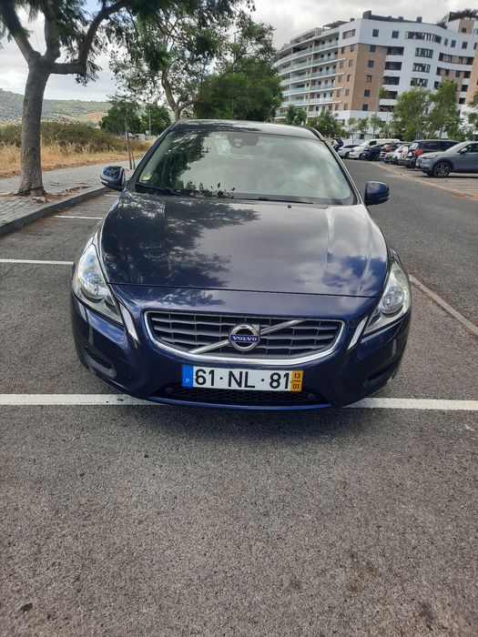 Volvo V60 D4 2013