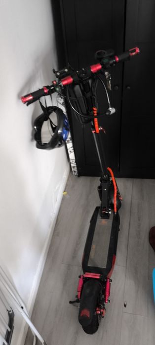 Trotinete com Três velocidades