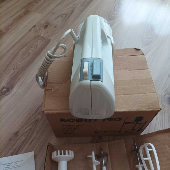 Mikser robot kuchenny Predom Niewiadów typ 720 z czasów PRL