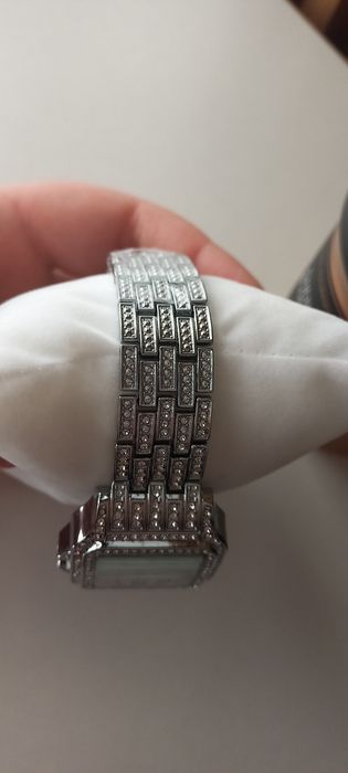 Relógio prateado Cartier