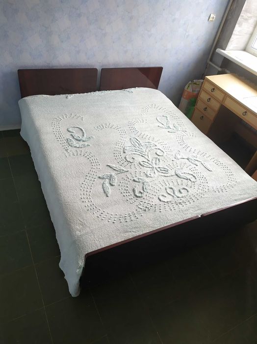 Кровати полуторные б/у