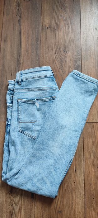 Jeansy męskie reserved