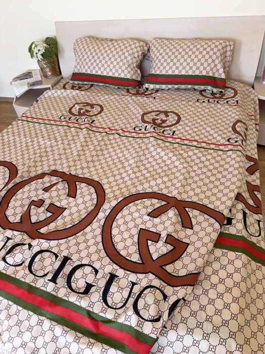 Постільна білизна