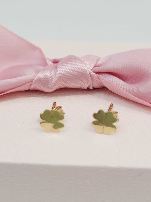 Kolczyki  złote     koniczynki   delikatne    próba 585 SKLEP