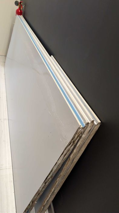 Placas Sandwich Brancas Lisas dos dois lados com  3cm espessura