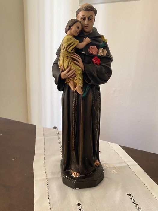 Estátua Santo António