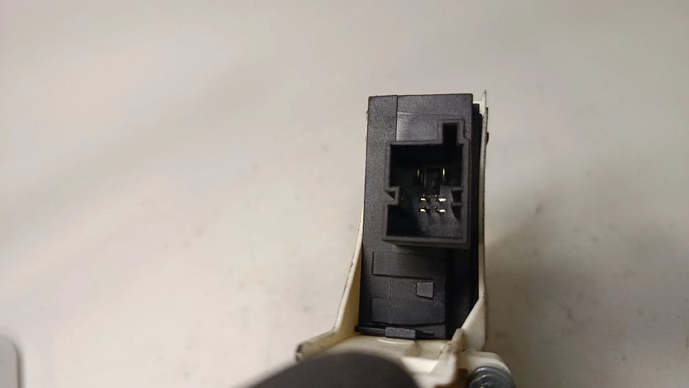 Motor vidro trás direito AUDI A6 Avant (4F5, C6)