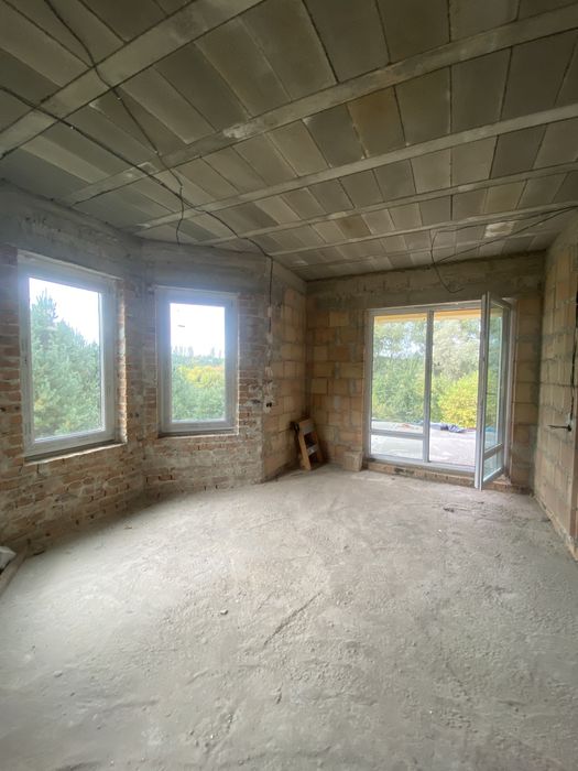 Продажа дома 400м2 с. Музычи, Киевская область, 19 соток