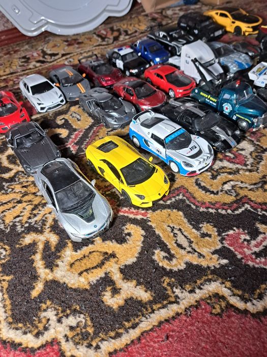 Металлические машинки ОПИС