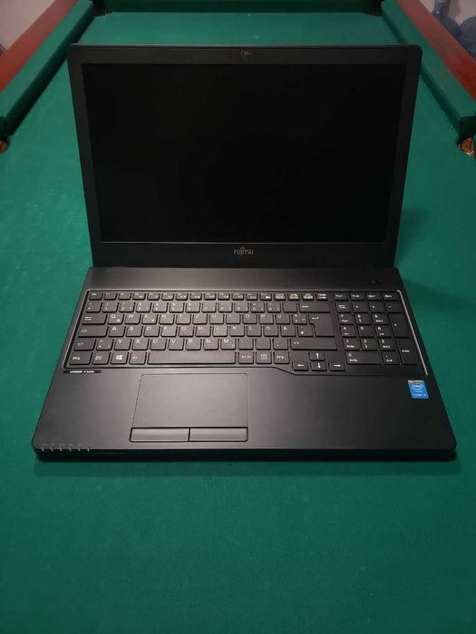 оригінал Fujitsu Lifebook A555 ноутбук коломия