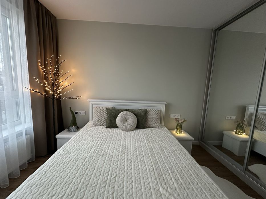 Оренда 1 кімнатна квартира вул. Роксоляни , новобудова, євроремонт.