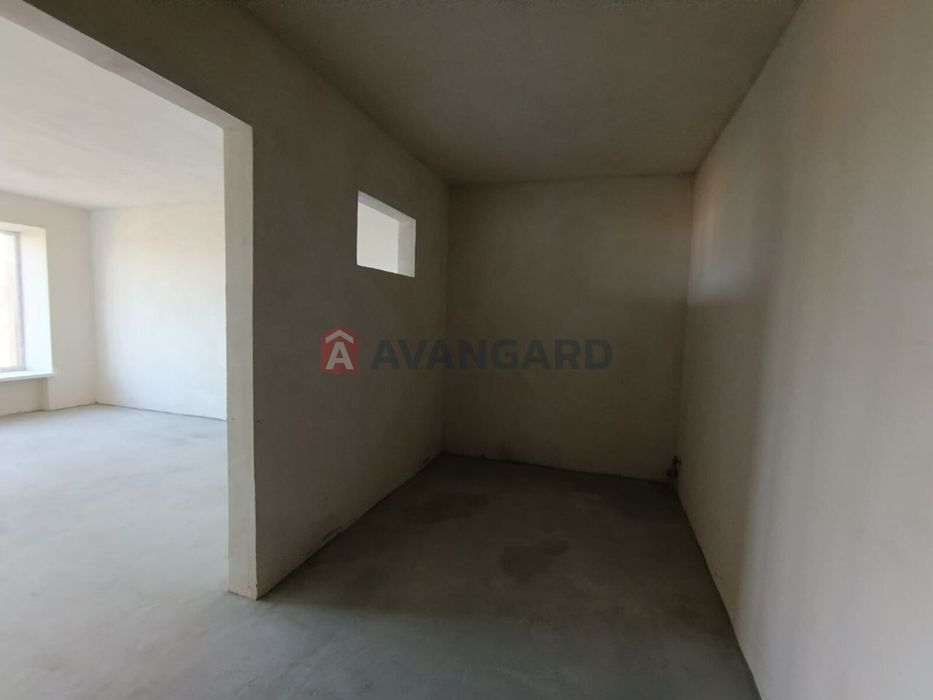 Продаж 1-кім квартири в новобудові