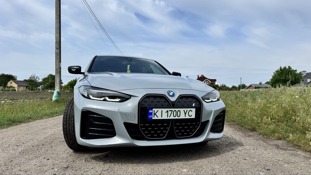продам bmw i4 edrive40