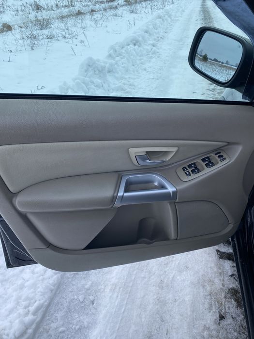 Volvo  xc 90 повний привід