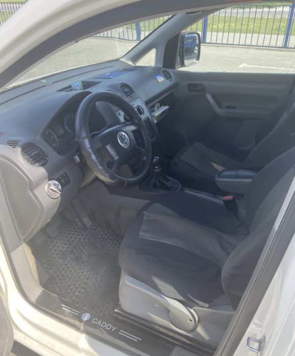Продаю Volkswagen Caddy 2005 року.