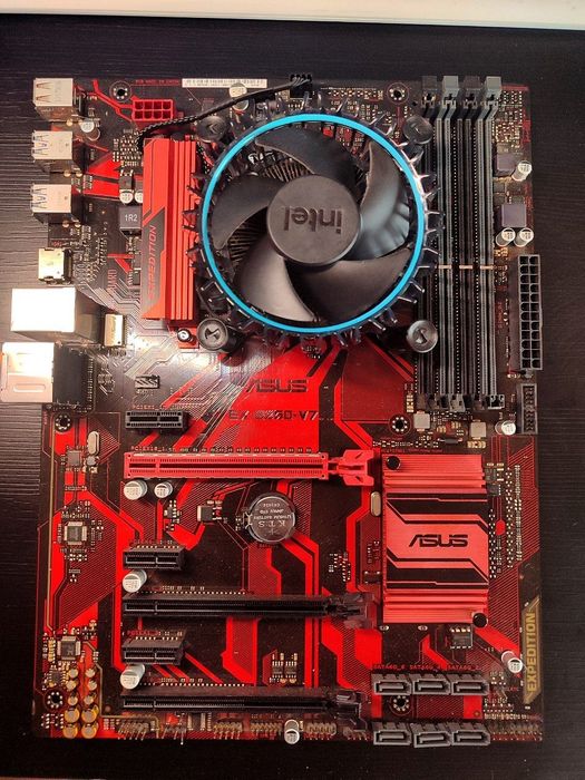 Комплект материнська плата + intel i5 7500