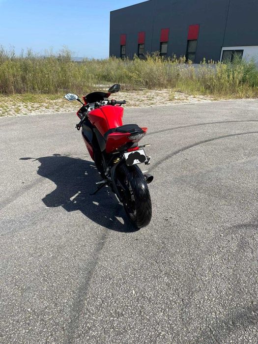 Yamaha YZF R125 2009