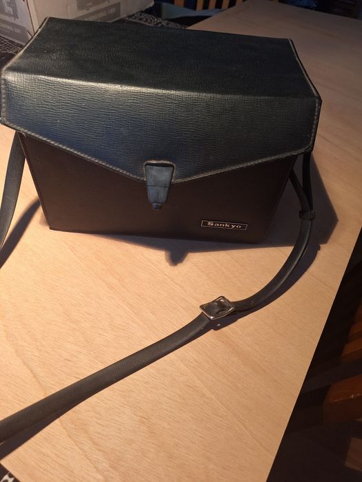 Câmara Sankyo ES44 Super8