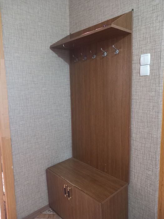 Продам 2 шт.пріхожиі