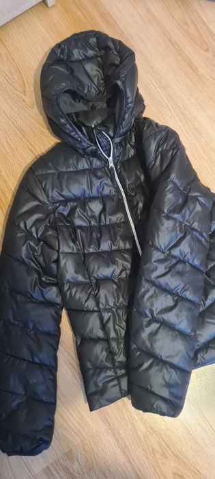 Kurtka H&M S Czarna Pikowana Odpinany Kaptur