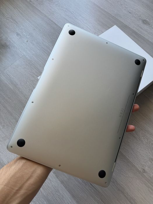 macbook air 13 m1 (2020) офіційний повний комплект