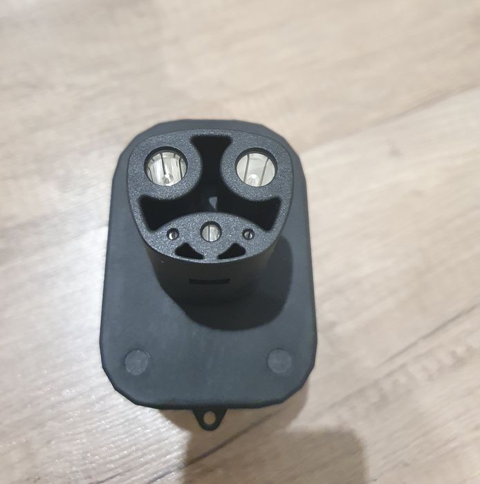 Перехідник CCS2 для Тесла Америка