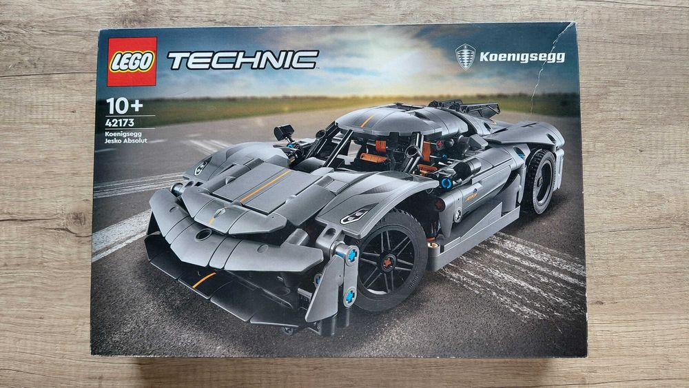 Лего Koenigsegg Jesko 42173. Новий