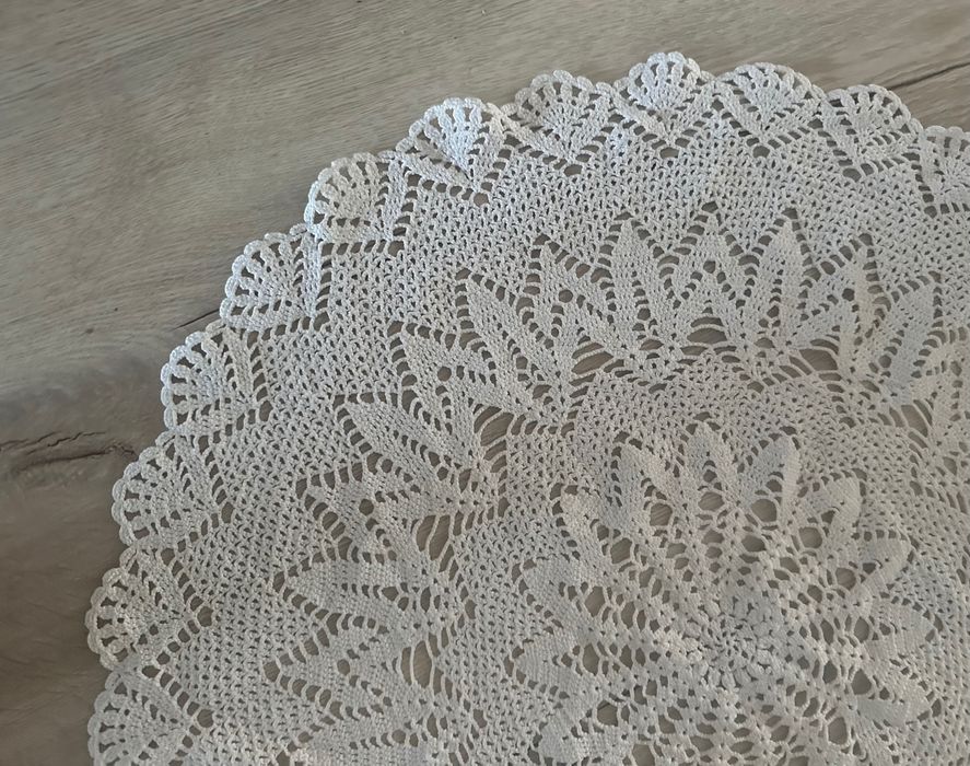 Serweta  szydełko  śr.66